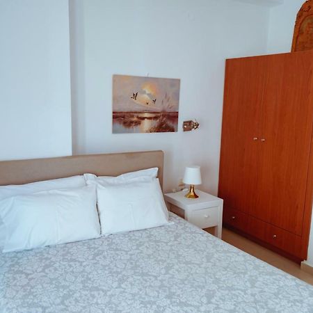 דירות אגיה פלגיה קיתירה Sun Βy Τhe Sea 100M From The Beach מראה חיצוני תמונה