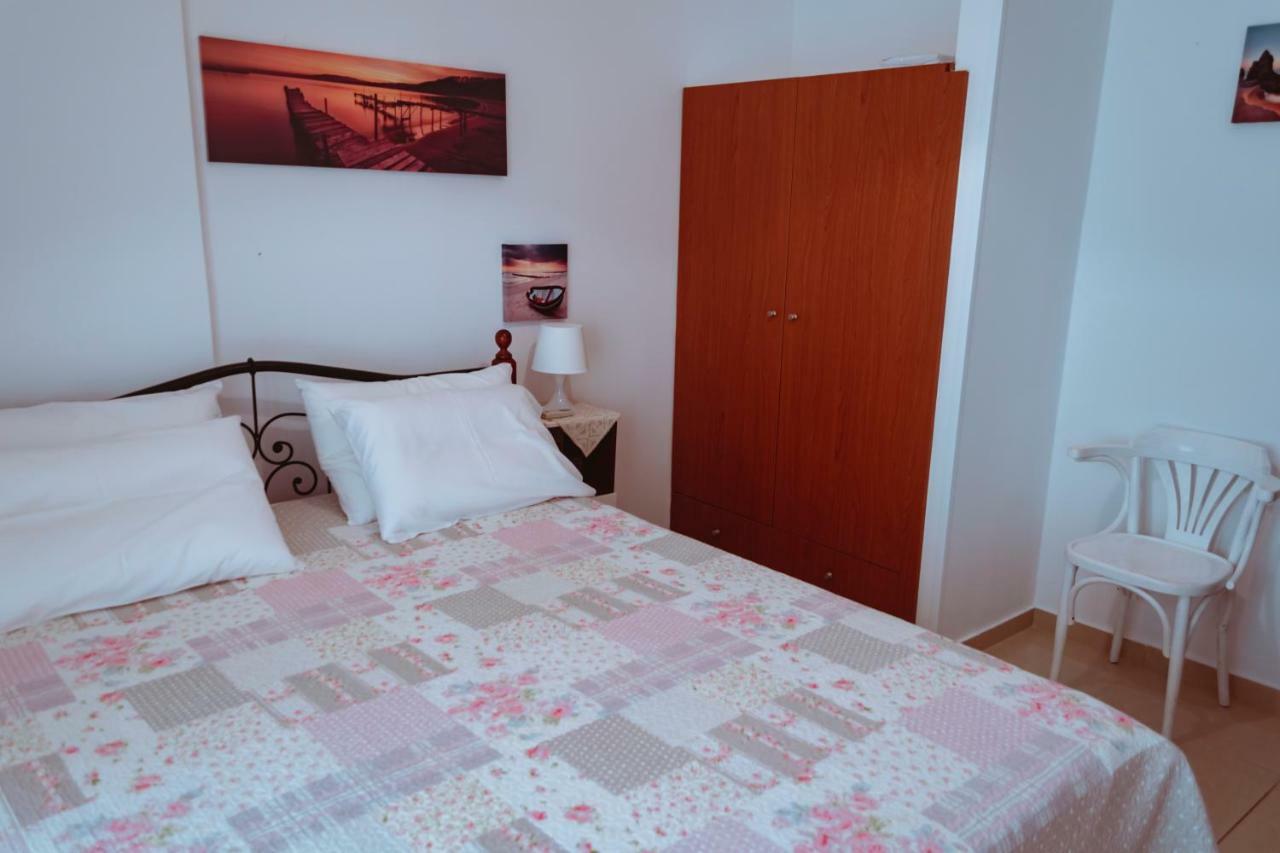 דירות אגיה פלגיה קיתירה Sun Βy Τhe Sea 100M From The Beach מראה חיצוני תמונה